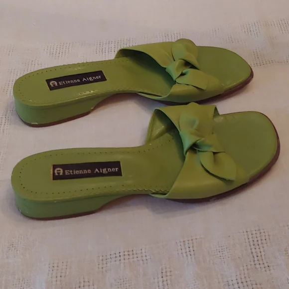 Sandal Bundle - Picture 6 of 16